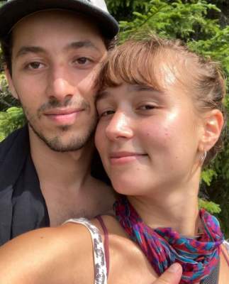 Madelyn Sher posted a picture with a guy. Source: Instagram@madlysher